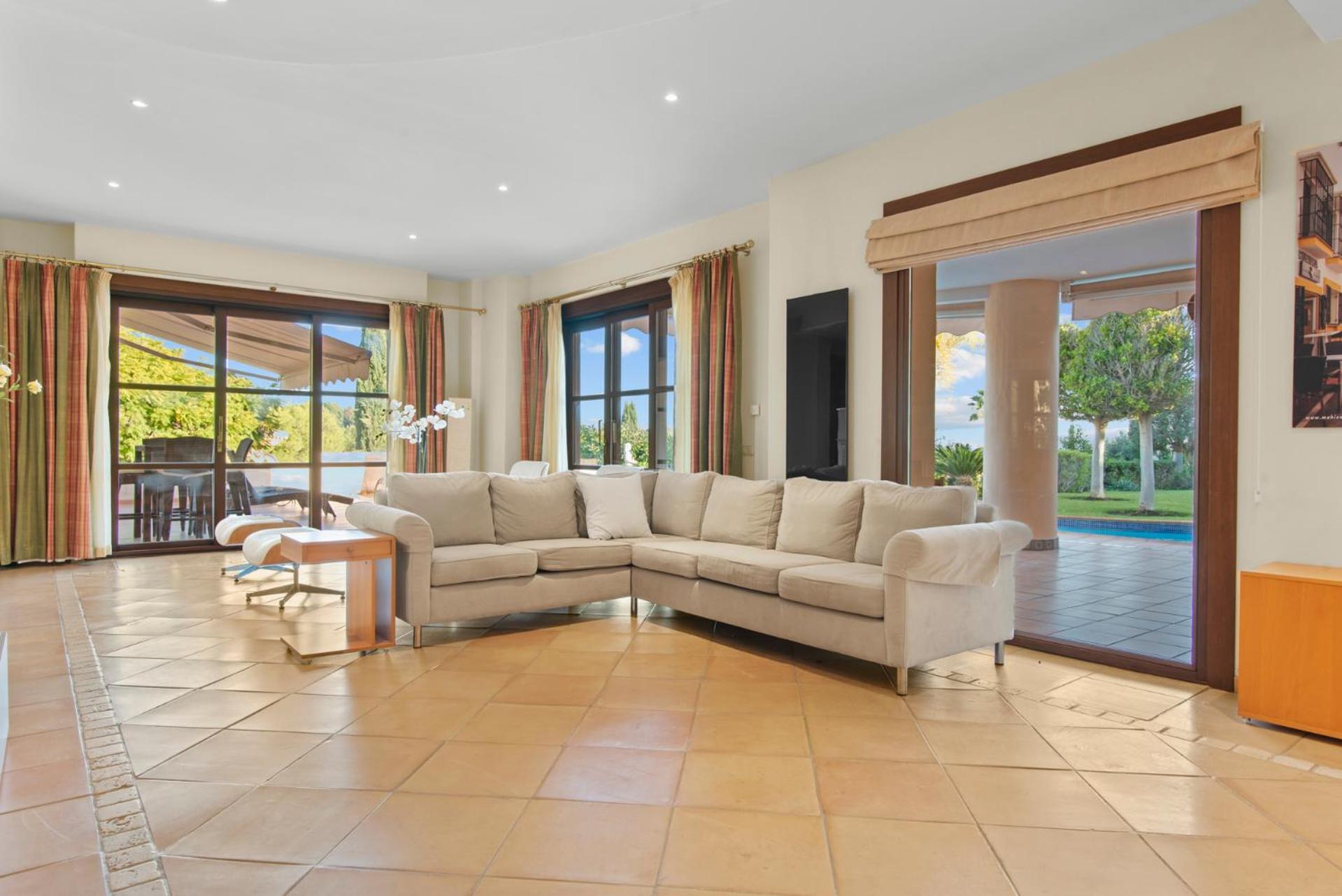 Luxury Villa Robledal By Mabiente - Views Of The Sea And The Golf Course Marbella Exterior photo