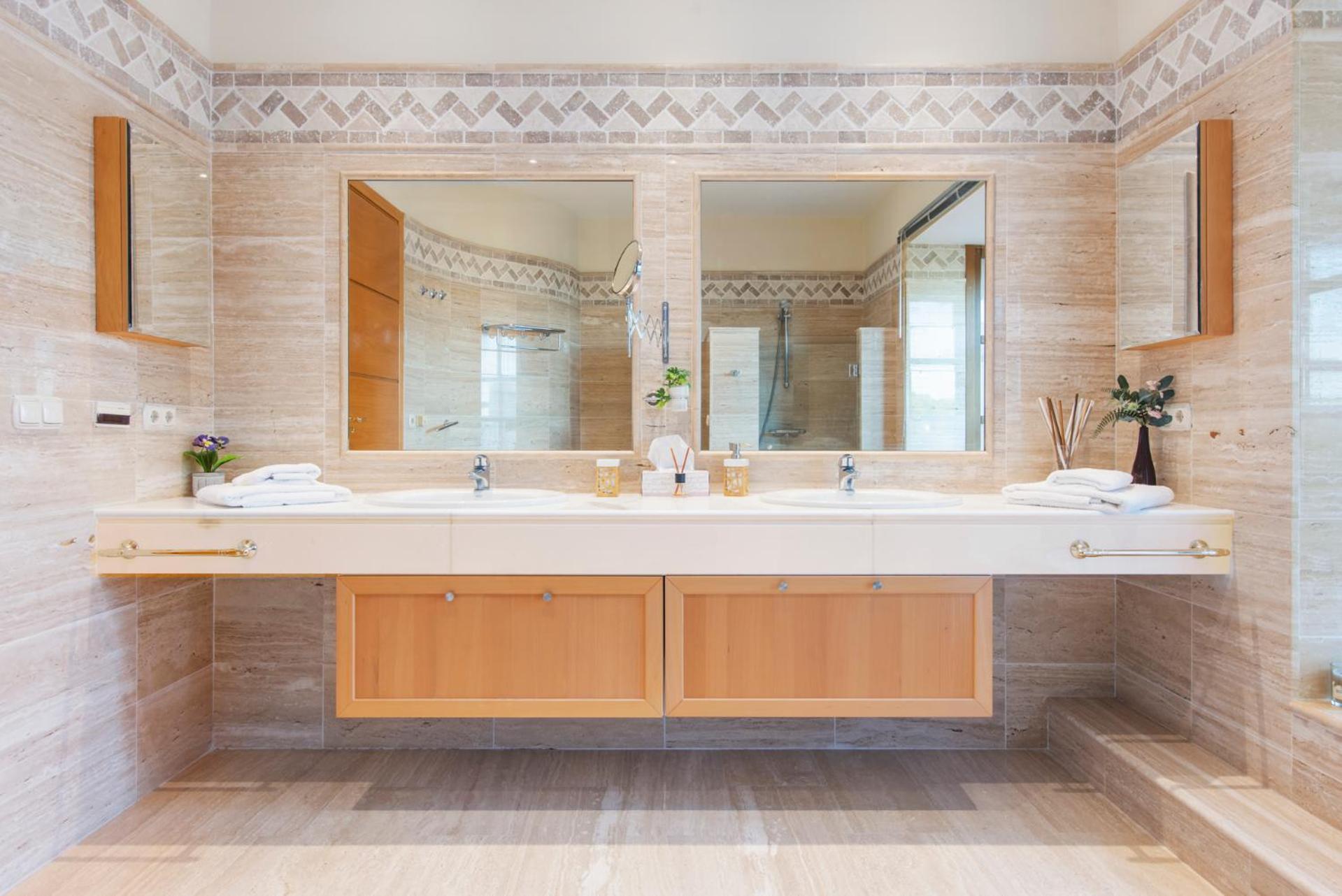 Luxury Villa Robledal By Mabiente - Views Of The Sea And The Golf Course Marbella Exterior photo